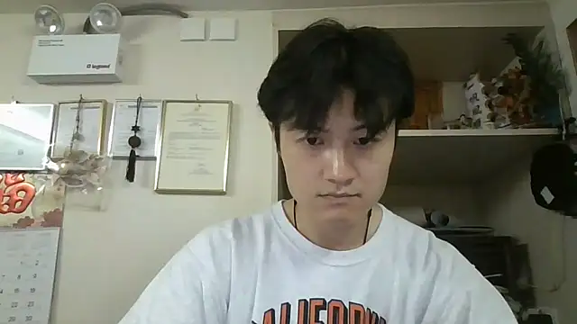 changbibit online show from 05/04/26, 07:44