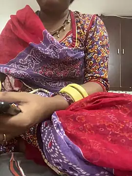 Snapshot of Sakhi-Queen01 chatting on 07/03/26, 06:42 Sakhi-Queen01 online show from 07/03/26, 06:42