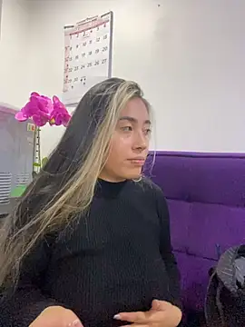  ManuVeelez online show from 09/16/25, 03:29