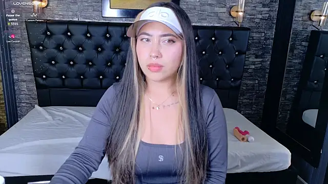  ManuVeelez online show from 02/14/26, 07:41