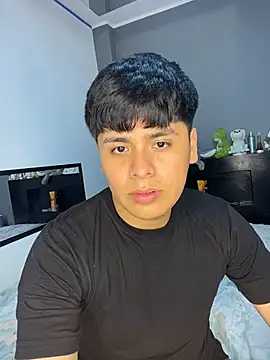 Kailertwink online show from 11/12/25, 04:38