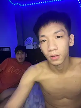 Kailertwink online show from 04/02/26, 02:52