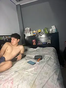Snapshot of Kailertwink chatting on 05/20/26, 02:41 Kailertwink online show from 05/20/26, 02:41