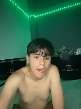 Kailertwink online show from 03/01/26, 02:33