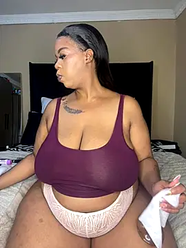 THICKBUNNYCHICKxxx online show from 11/19/25, 08:31