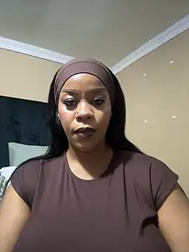 THICKBUNNYCHICKxxx online show from 06/04/26, 08:13