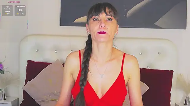 Snapshot of KathiaLust chatting on 02/03/26, 02:44 KathiaLust online show from 02/03/26, 02:44