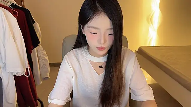 Robin-o3 online show from 10/15/25, 06:05