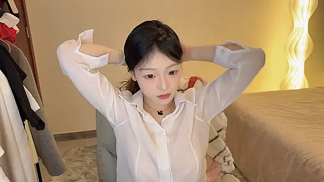 Robin-o3 online show from 12/03/25, 04:28