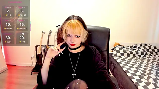 LiyaLuna online show from 11/06/25, 11:47