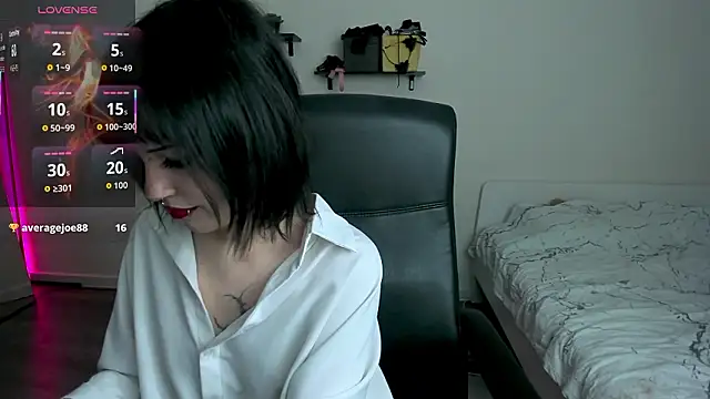 LiyaLuna online show from 02/18/26, 03:08