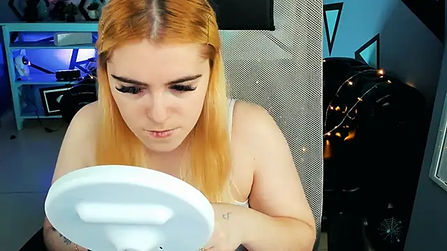 Stef Nicks online show from 11/24/25, 09:09