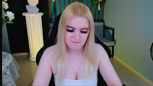 Stef Nicks online show from 05/16/26, 10:36