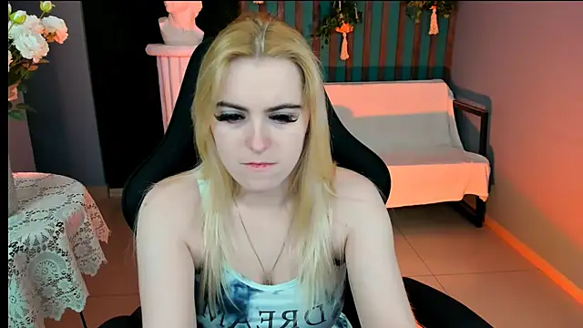 Stef Nicks online show from 05/22/26, 09:07
