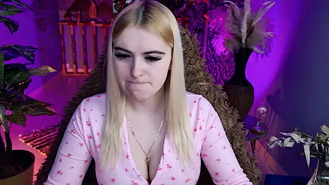 Stef Nicks online show from 03/09/26, 09:02