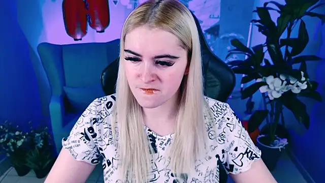 Stef Nicks online show from 11/06/25, 09:24