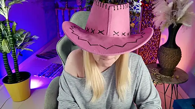 Stef Nicks online show from 03/15/26, 09:05