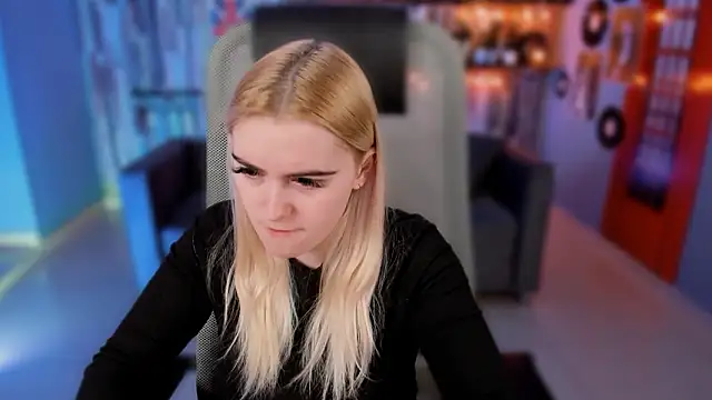 Stef Nicks online show from 02/22/26, 05:32