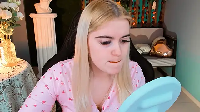 Stef Nicks online show from 02/24/26, 09:10