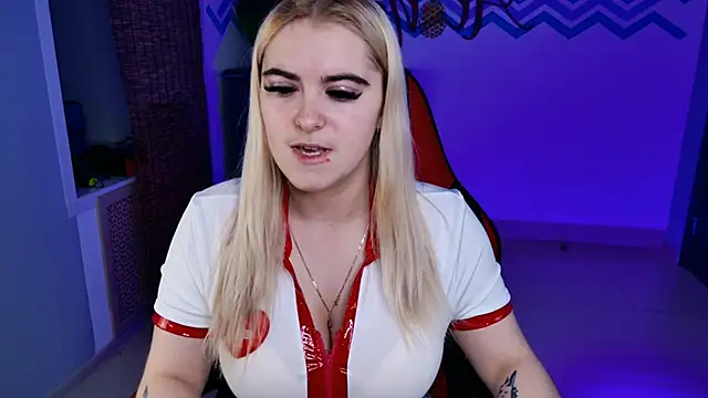 Stef Nicks online show from 11/02/25, 09:03