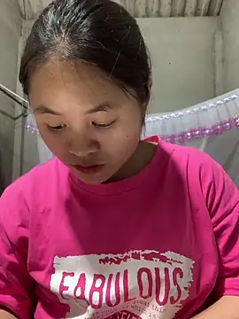 NhuFox online show from 12/17/25, 01:05