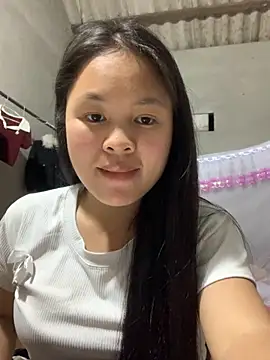 NhuFox online show from 11/04/25, 12:42