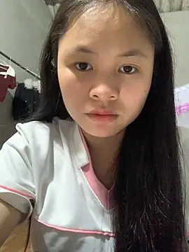 NhuFox online show from 11/07/25, 12:31