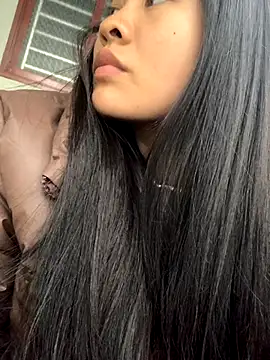 NhuFox online show from 12/04/25, 08:57