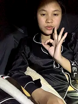 NhuFox online show from 10/27/25, 12:39