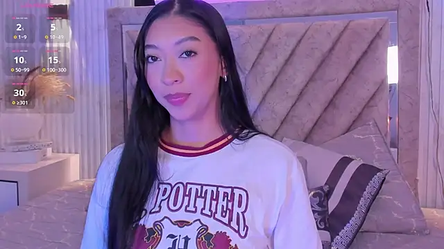 Sussyrosse  online show from 04/03/26, 09:21