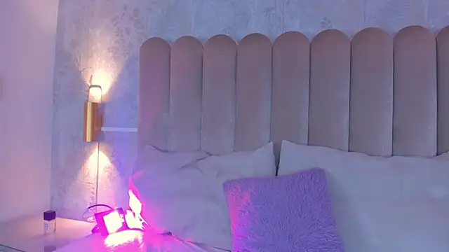 AliciaJerez1 online show from 11/26/25, 08:53