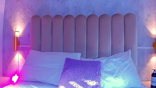 AliciaJerez1 online show from 12/04/25, 08:41