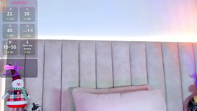 KarolBlanco online show from 11/30/25, 02:34