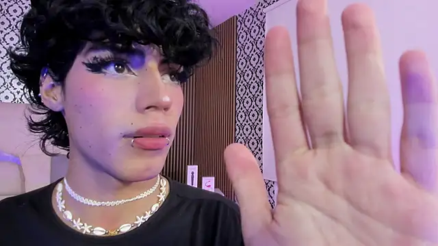 kaisage tay online show from 10/22/25, 03:39