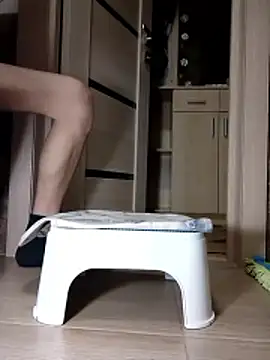 N i k o l a u online show from 01/06/26, 12:53