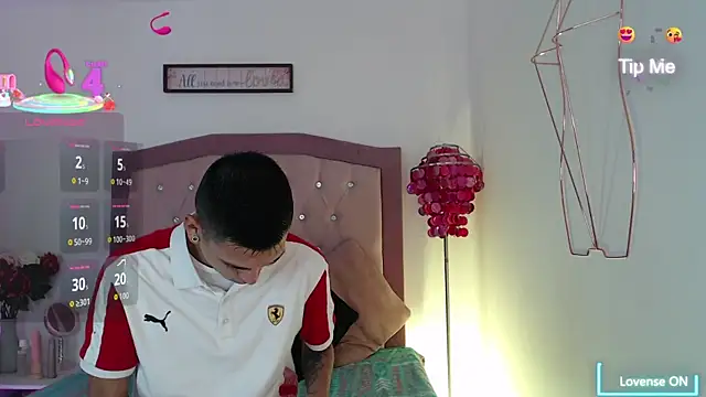 Snapshot of AmelieAndAce chatting on 09/20/25, 02:55 AmelieAndAce online show from 09/20/25, 02:55