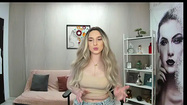 JaquelinLaurent online show from 03/17/26, 08:12