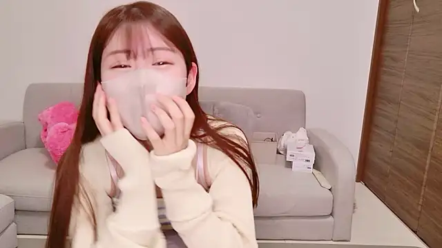 ena 7 online show from 04/18/26, 03:47