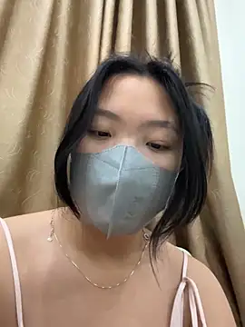 Snapshot of Thuylinh05 chatting on 10/14/25, 09:54 Thuylinh05 online show from 10/14/25, 09:54