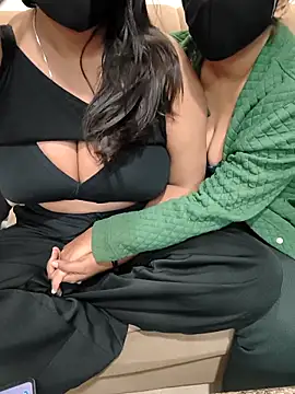 Snapshot of sluttscandy8 chatting on 12/18/25, 11:14 sluttscandy8 online show from 12/18/25, 11:14