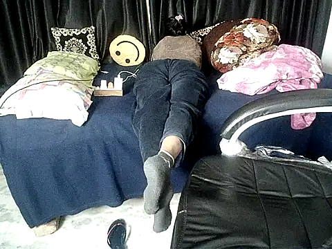 Anaconda-Mall online show from 11/30/25, 05:36