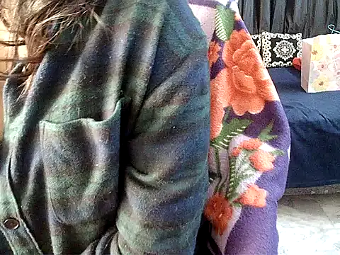 Snapshot of Anaconda-Mall chatting on 02/01/26, 06:50 Anaconda-Mall online show from 02/01/26, 06:50