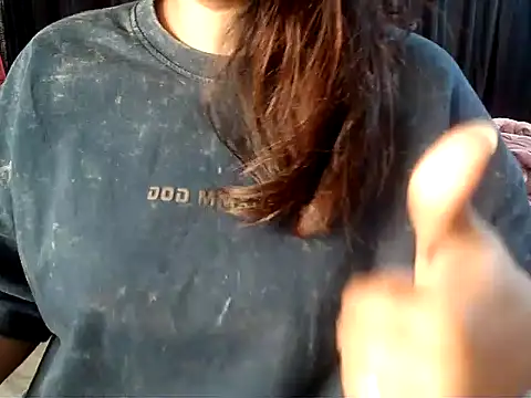 Snapshot of Anaconda-Mall chatting on 02/21/26, 06:32 Anaconda-Mall online show from 02/21/26, 06:32