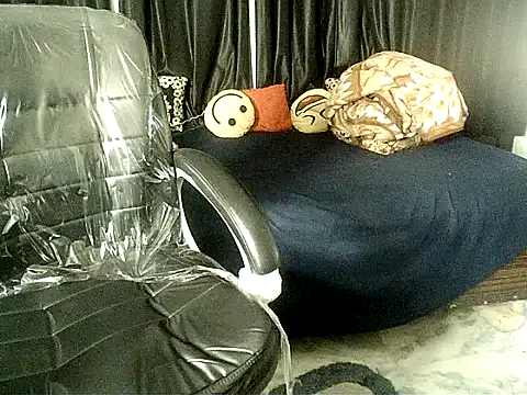 Anaconda-Mall online show from 12/14/25, 08:03