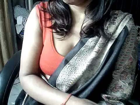 Snapshot of Anaconda-Mall chatting on 10/13/25, 06:31 Anaconda-Mall online show from 10/13/25, 06:31