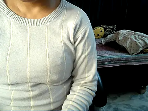 Snapshot of Anaconda-Mall chatting on 02/12/26, 06:29 Anaconda-Mall online show from 02/12/26, 06:29