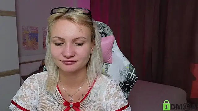 Snapshot of Cameronlovely_ chatting on 09/12/25, 08:14 Cameronlovely online show from 09/12/25, 08:14