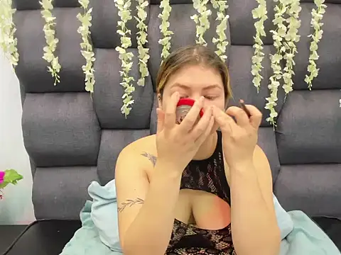 JuliettaRousse69 online show from 01/10/26, 12:33