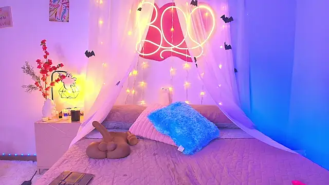 Lexy Love  online show from 10/22/25, 03:50