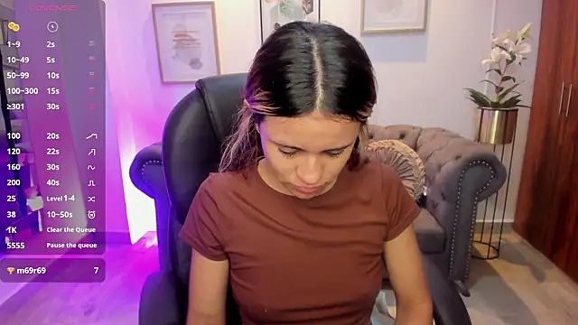 Celestee rain online show from 11/11/25, 12:22